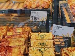 黄金乳酪-皇冠幸福里动物奶油生日蛋糕(万达店)