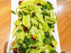 -咱屯子铁锅炖直营店(保利店)