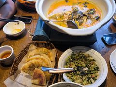 -湘力力小院·鱼汤泡饭(枫林路店)