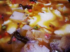 -有红鸡毛店·川菜(建设路店)