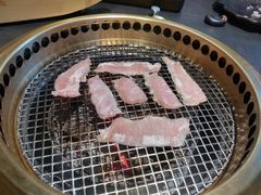 -铭牛烧肉·和牛海鲜自助(高新月牙湖店)