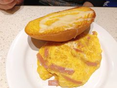 -香港新发烧腊茶餐厅(书城店)