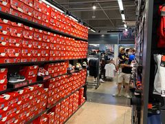 -NIKE上海青浦优选体验店