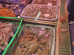 -锦绣大地生鲜食品厅(巨山路店)