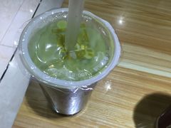 -沪上阿姨·精选茶饮(烟台万达广场店)