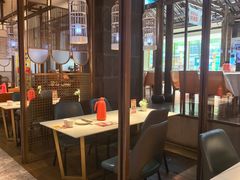-阿瓦山寨·湘菜现炒·剁椒鱼头王(咸阳总店)