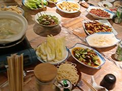 -霄汉牛三鲜湖北砂锅菜(万松园2店)