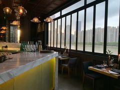 靠窗位-AZUL by FUEL蓝色·法式酒馆(琶醍店)