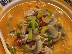 -粉小主·贵州酸汤牛肉粉(南京仙林金鹰店)