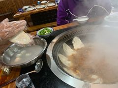 -三里屯土灶炖公鸡地锅鸡(江东店)