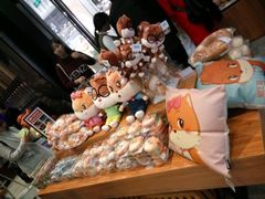 -三只松鼠生活馆(芜湖弋江金鹰店)