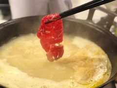 -鲜入围煮花胶鸡海鲜火锅