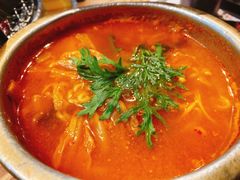 -青瓦炭韩潮烤肉(花园道店)