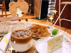 -C.Y Cafe