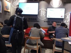 -渝是乎川渝小炒(新世界百货望京店)