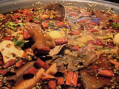 -麻六记(凤凰汇店)