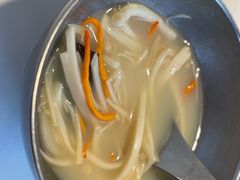 -赶海部落海鲜城(海阳路店)