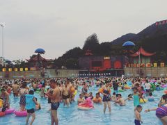 -汤山欢乐水世界