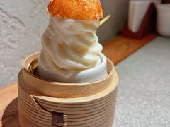 糖油果子冰淇淋-世亨饭店(成都太古里店)