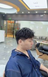 -藤野造型烫染·漂发