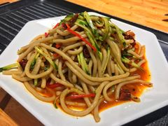 莜面鱼鱼-二道木烤羊腿(桃花潭店)