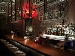 -FOUR PLAY BAR