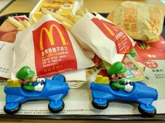 -麦当劳(华融店)