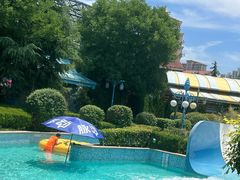 -乐华城·88度温泉乐园