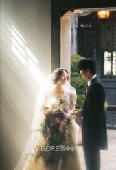 -雪中彩影婚纱摄影·微光艺术中心