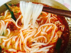 -巍山火巴肉饵丝(大理古城店)