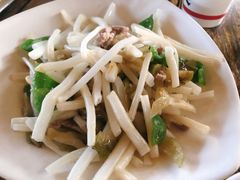 芦苇根炒肉丝-梦缘水乡·湖景餐厅