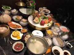 -半岛翡丽海鲜自助餐厅(观风亭店)