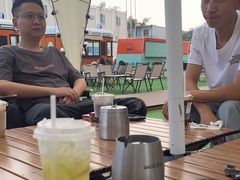 -本来不该有·鲜果咖啡(大梅沙店)