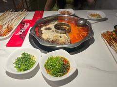 -佰人王串串香火锅(洋珠巷店)