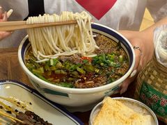 -云阿蛮云南生烫牛肉米线(奉贤路店)