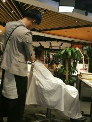 -CIT造型·烫发·染发