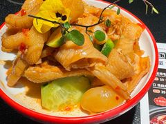 -辣尚瘾·烤鱼·新川菜(牡丹园直营店)
