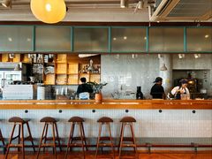 -ROAST coffee & eatery