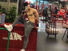 -KingBull私教健身&格斗订制(龙井商业中心店)