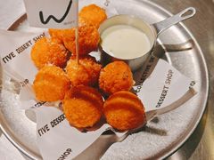 -W COLLECTIVE  DESSERT SHOP