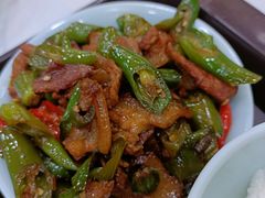 辣椒炒肉-新四方美食城(中山店)