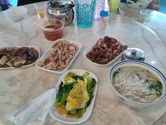 -香辉食馆(新兴路店)