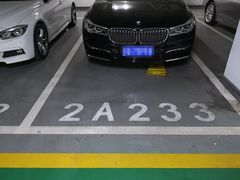 -北京财富中心-地下停车场