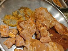 -姜胖胖韩式自助烤肉(光明万达店)