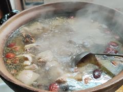 -威邵鸡煲(西华路总店)