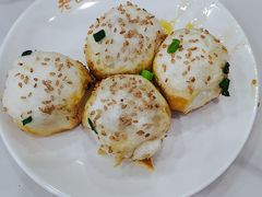 -老西白点心店