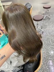 -Tloml salon