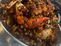 -凤凰路何眼镜香辣蟹(花果园店)