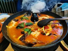 酸汤鱼-雀舞云南菜(乐客城店)