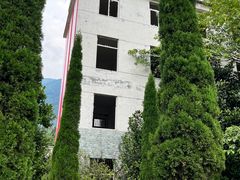 -四川汶川特大地震漩口中学遗址